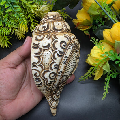Vamavrati / Blowing Shankh With Beautiful Crafted Vishnu Ji  8 Inch