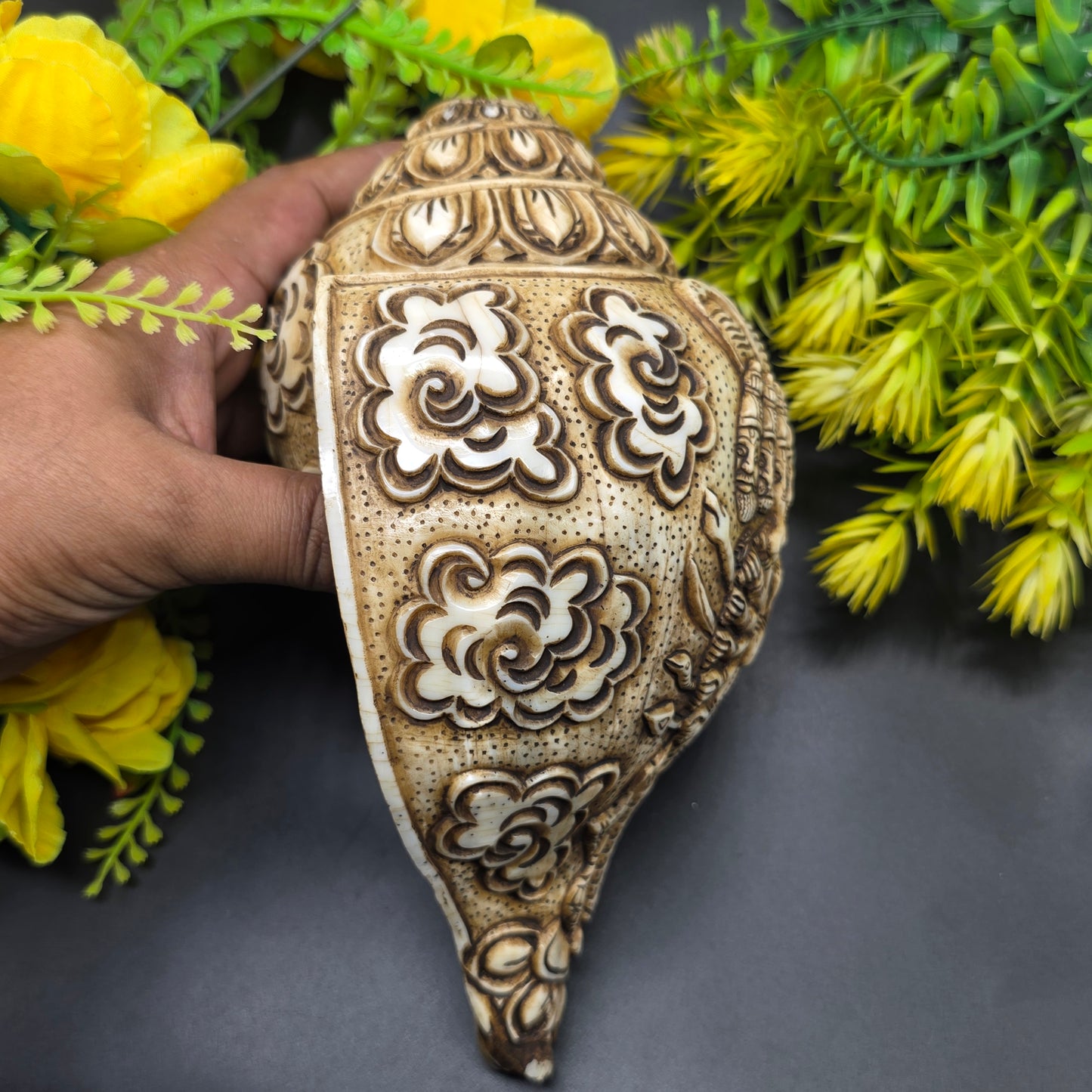 Vamavrati / Blowing Shankh With Beautiful Crafted Lord Krishna Dashavtaar Rare Size
