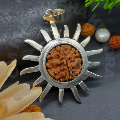 Ek Mukhi / One Face Rudraksha with Surya in Pure Silver From Nepal - Lab Certified