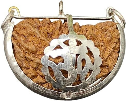 Ek Mukhi Kaju One Face Half Moon Shape Rudraksha With Silver Om Pendant 28-30mm