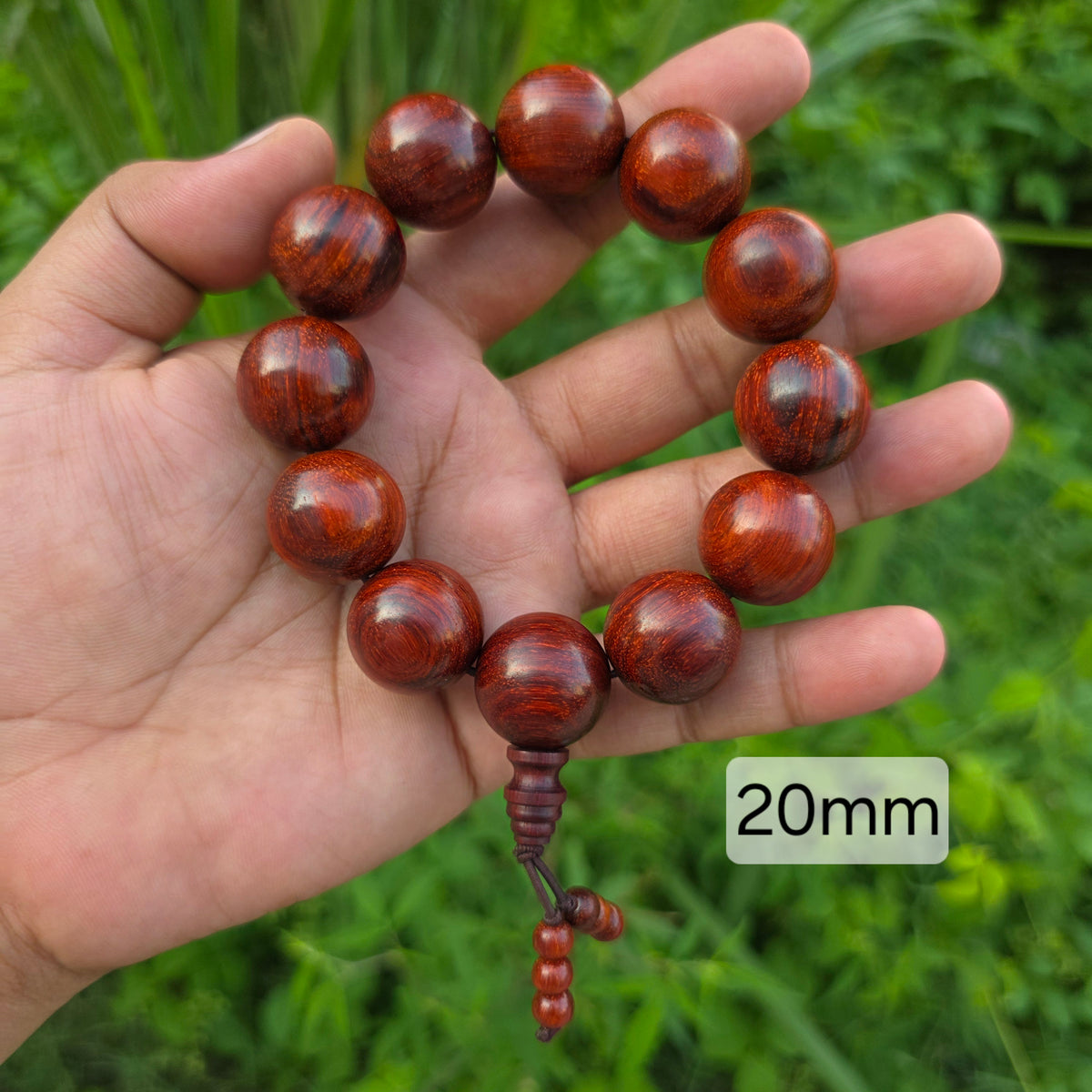Laal Chandan bracelet close-up